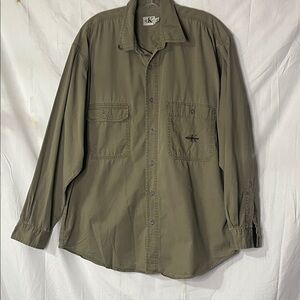 Calvin Kline Men’s Button front Shirt. L